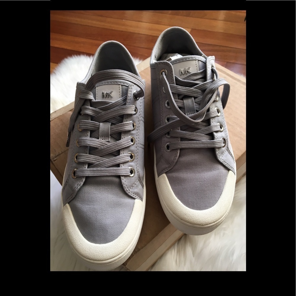 MICHAEL Michael Kors Womens Harlen sneakers - Picture 3 of 8